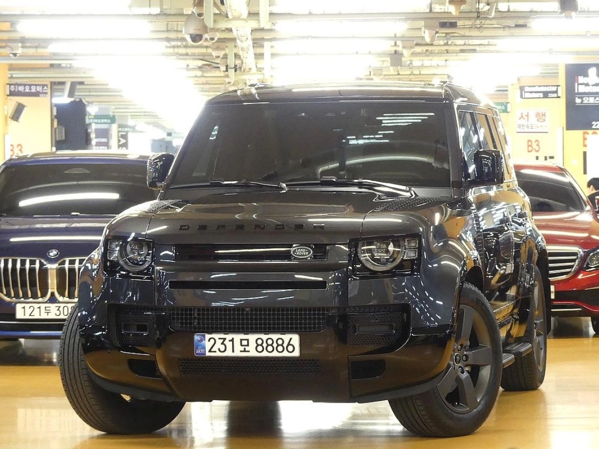 LAND ROVER DEFENDER L663