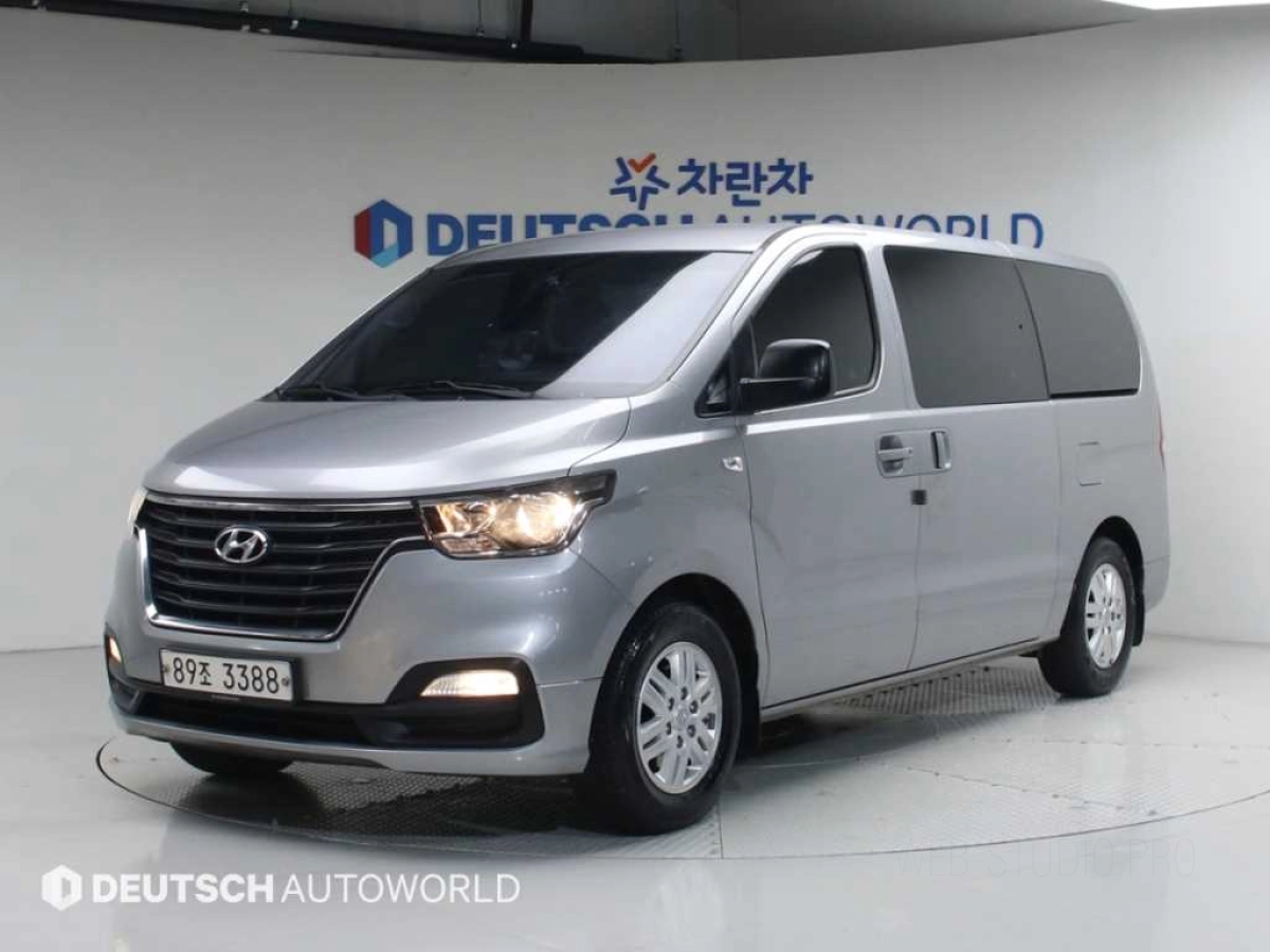 HYUNDAI STAREX GRAND  2021
