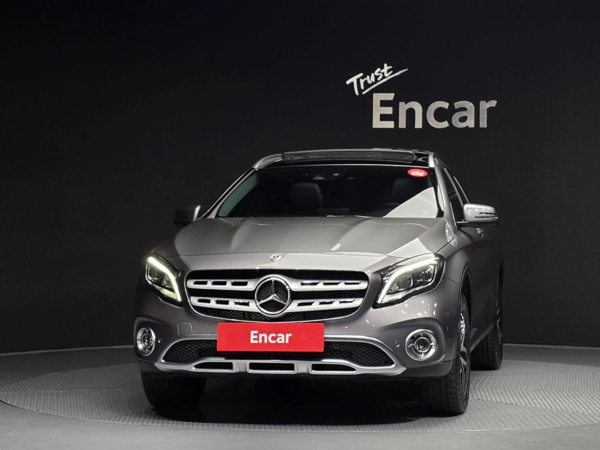 MERCEDES BENZ GLA-CLASS X156