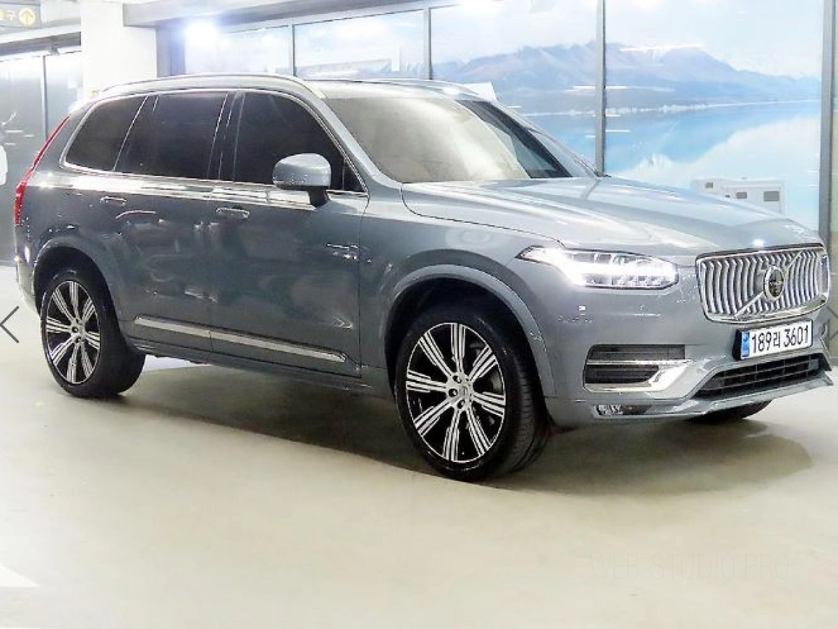 VOLVO XC90 2023