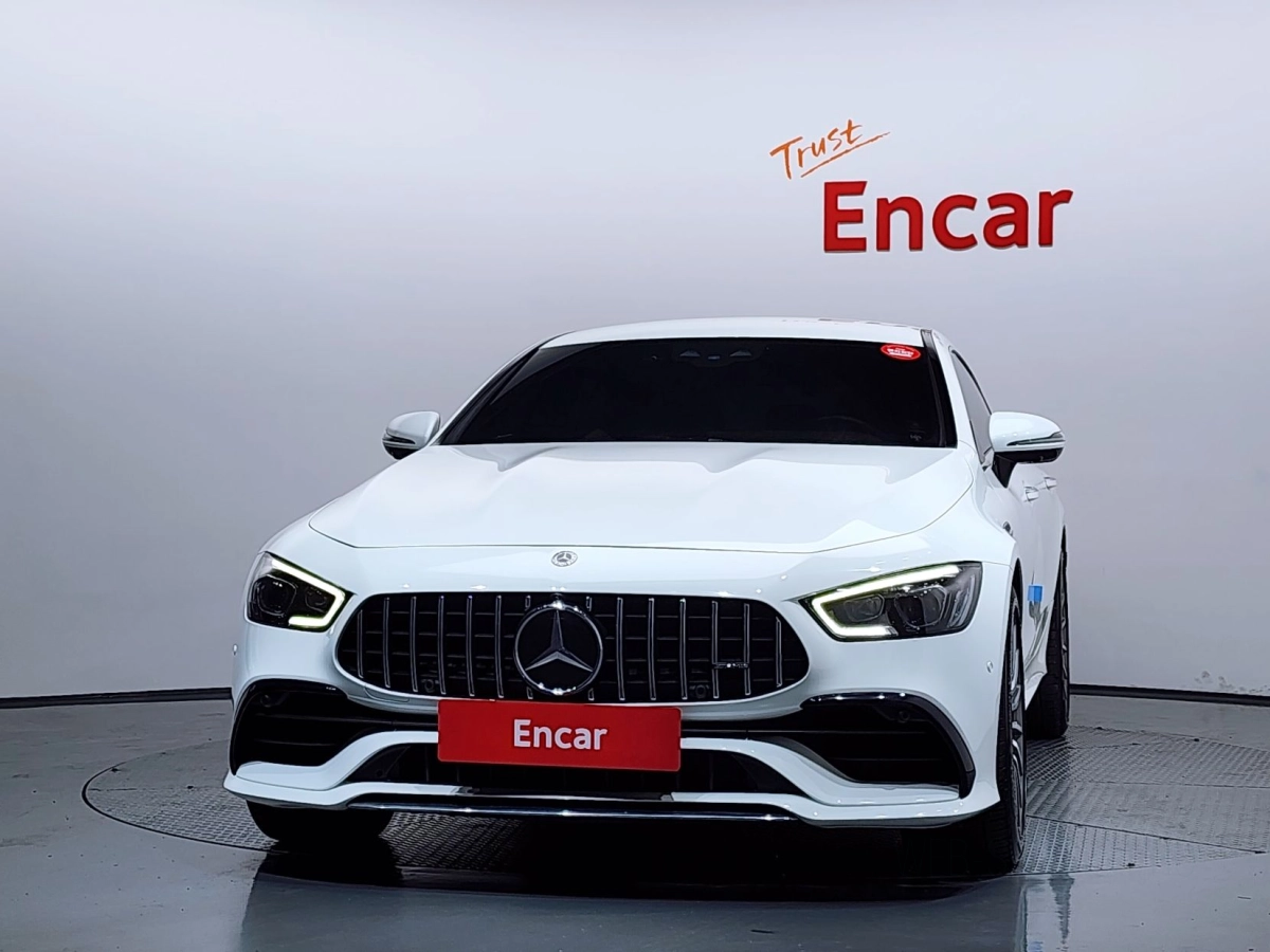 MERCEDES BENZ AMG GT