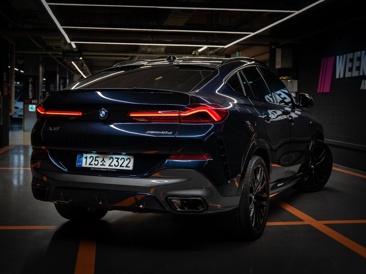 BMW X6 G06