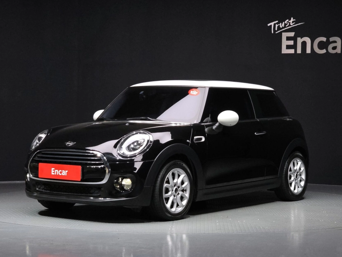 MINI COOPER D  2019
