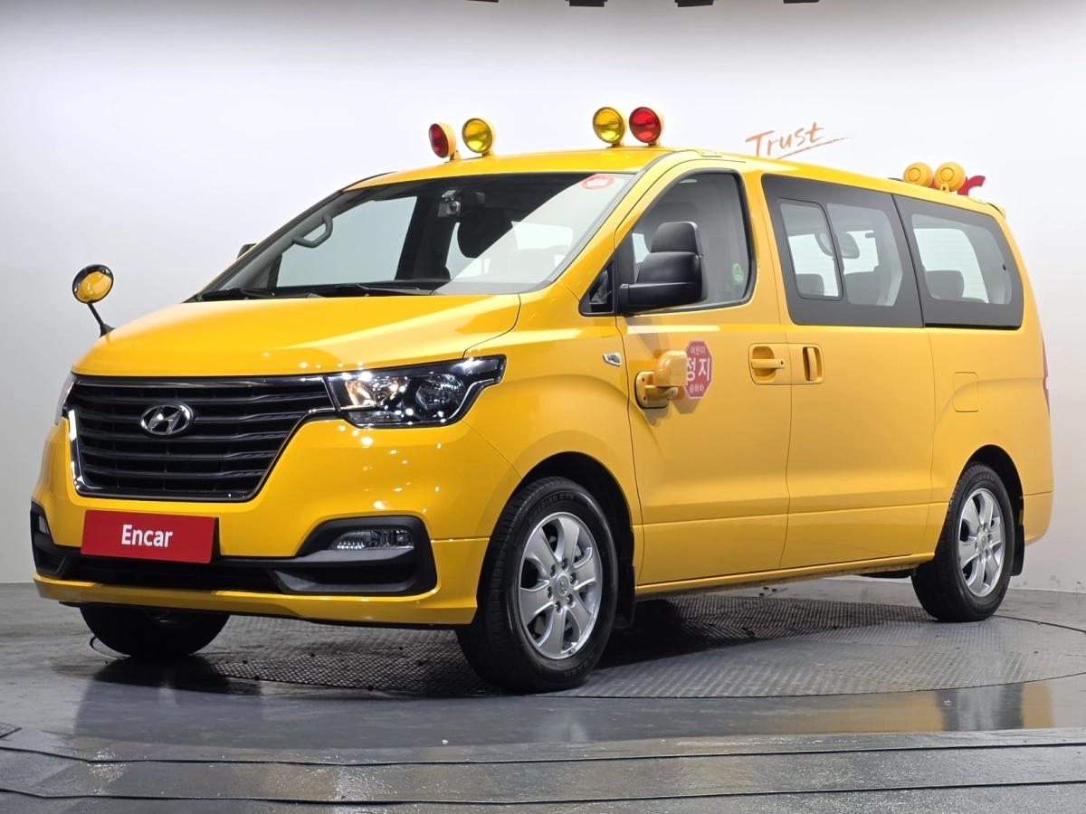 HYUNDAI STAREX GRAND  2021