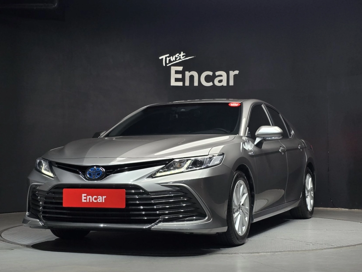 TOYOTA CAMRY XV70 2022