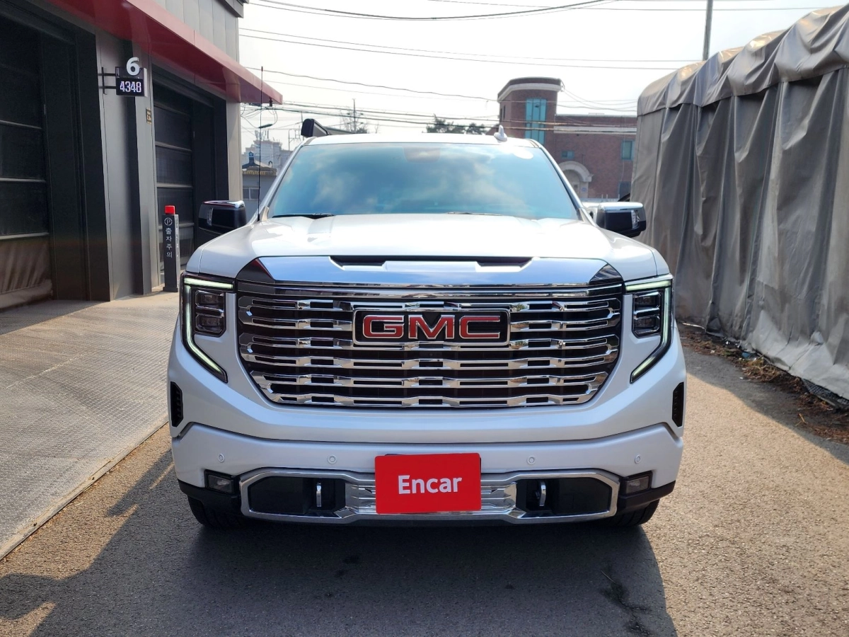 GMC SIERRA