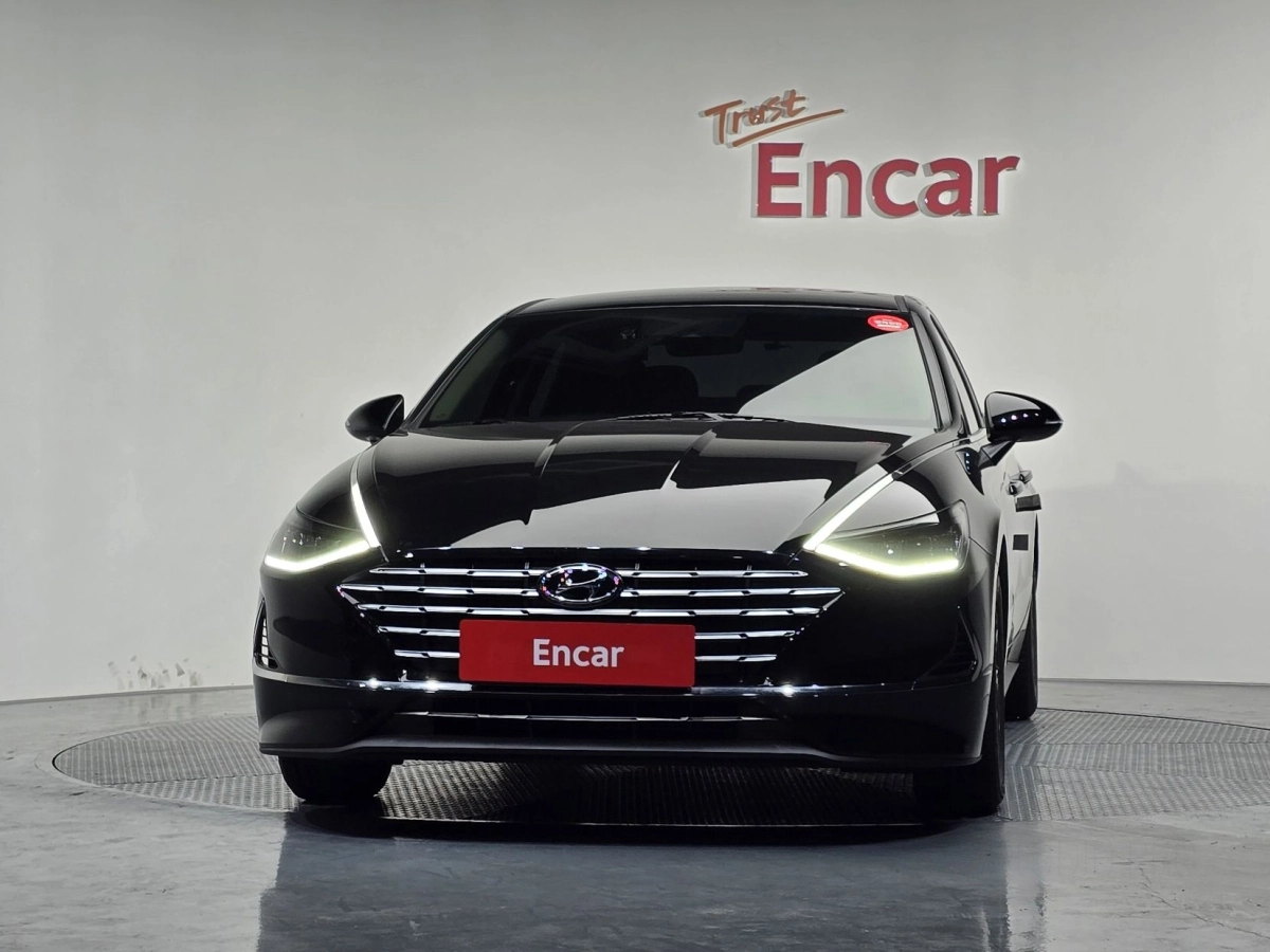 HYUNDAI SONATA HYBRID DN8