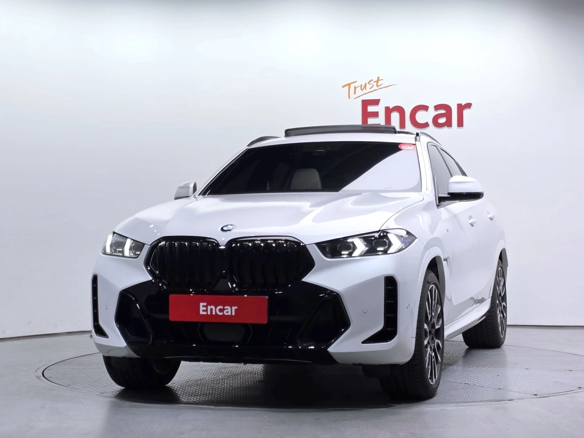 BMW X6 G06