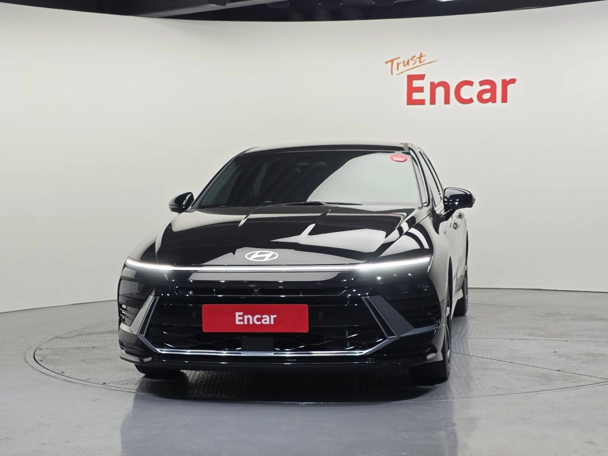 HYUNDAI SONATA DN8 HYBRID