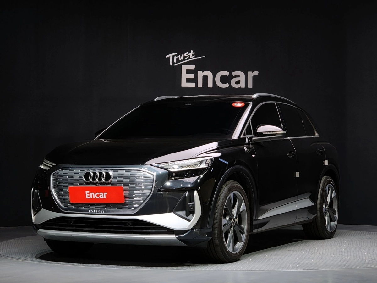 AUDI Q4 E-TRON F4  2022