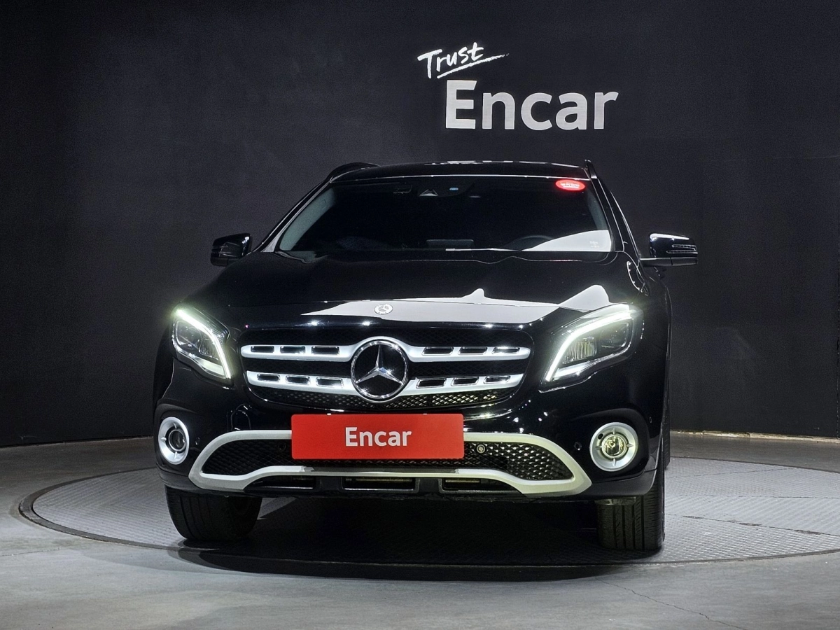 MERCEDES BENZ GLA-CLASS X156