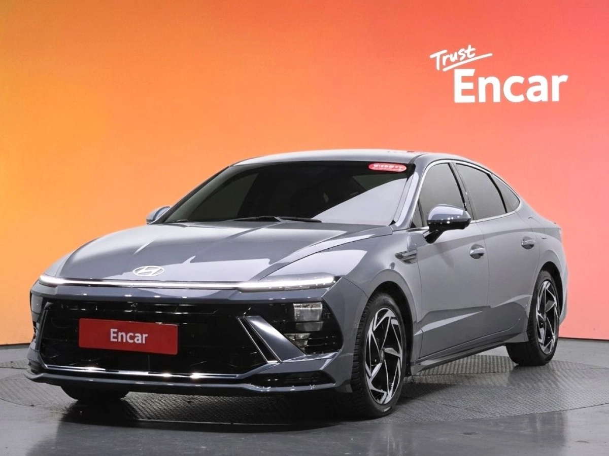 HYUNDAI SONATA DN8 HYBRID