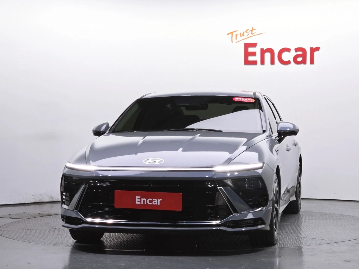 HYUNDAI SONATA DN8 HYBRID