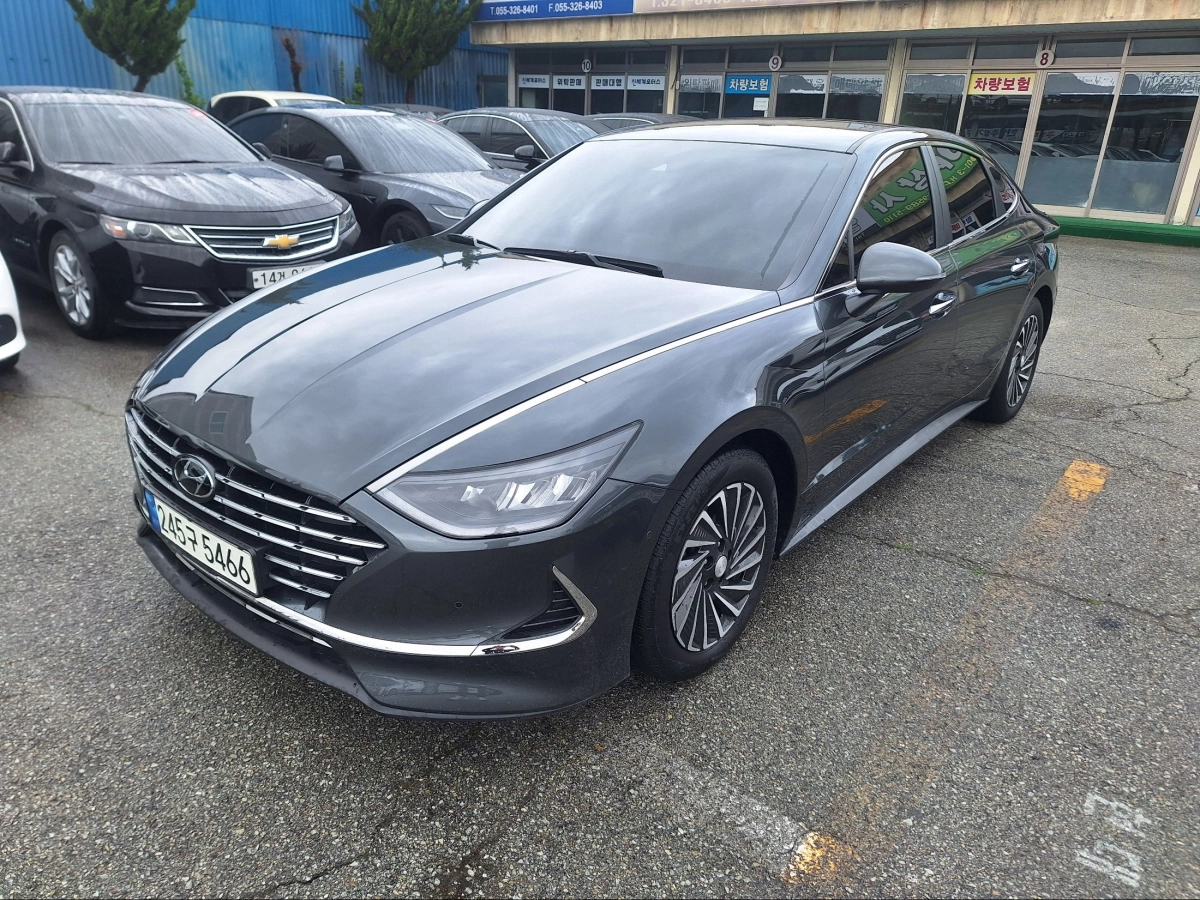HYUNDAI SONATA HYBRID DN8  2022