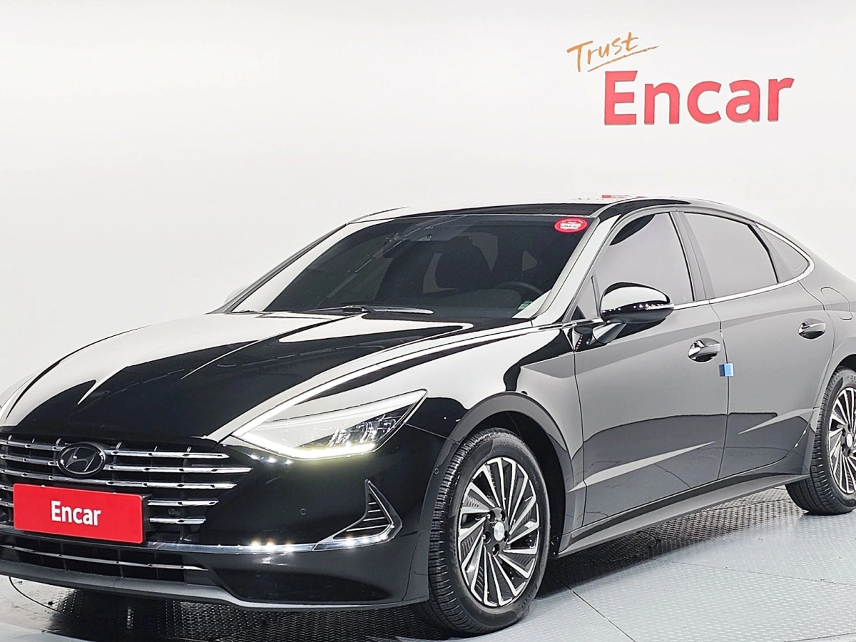 HYUNDAI SONATA HYBRID DN8  2023