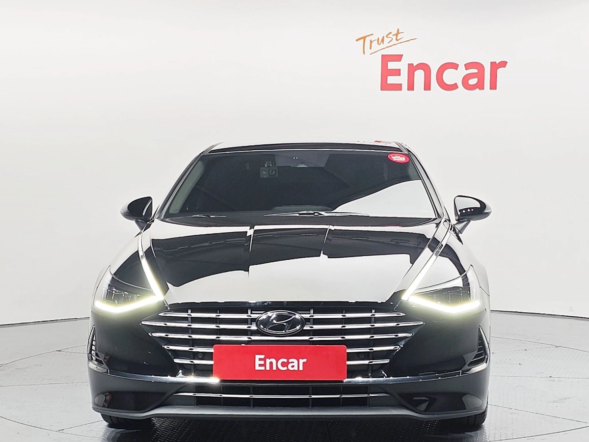 HYUNDAI SONATA HYBRID DN8