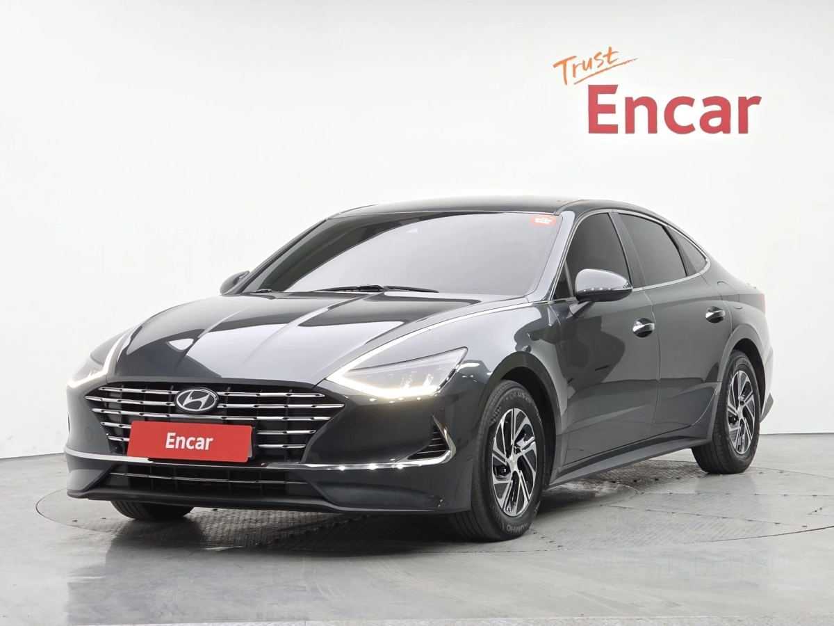 HYUNDAI SONATA HYBRID DN8