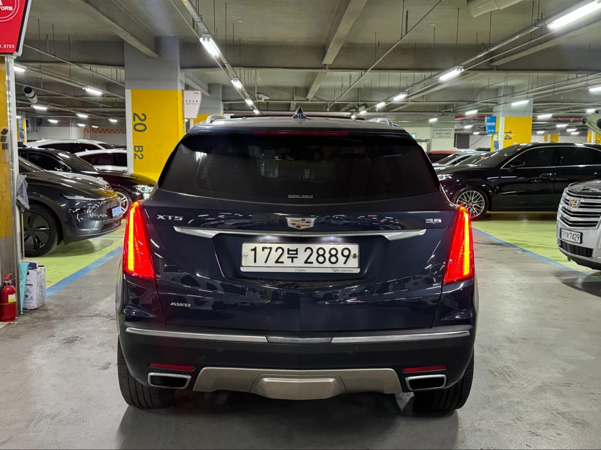 CADILLAC XT5