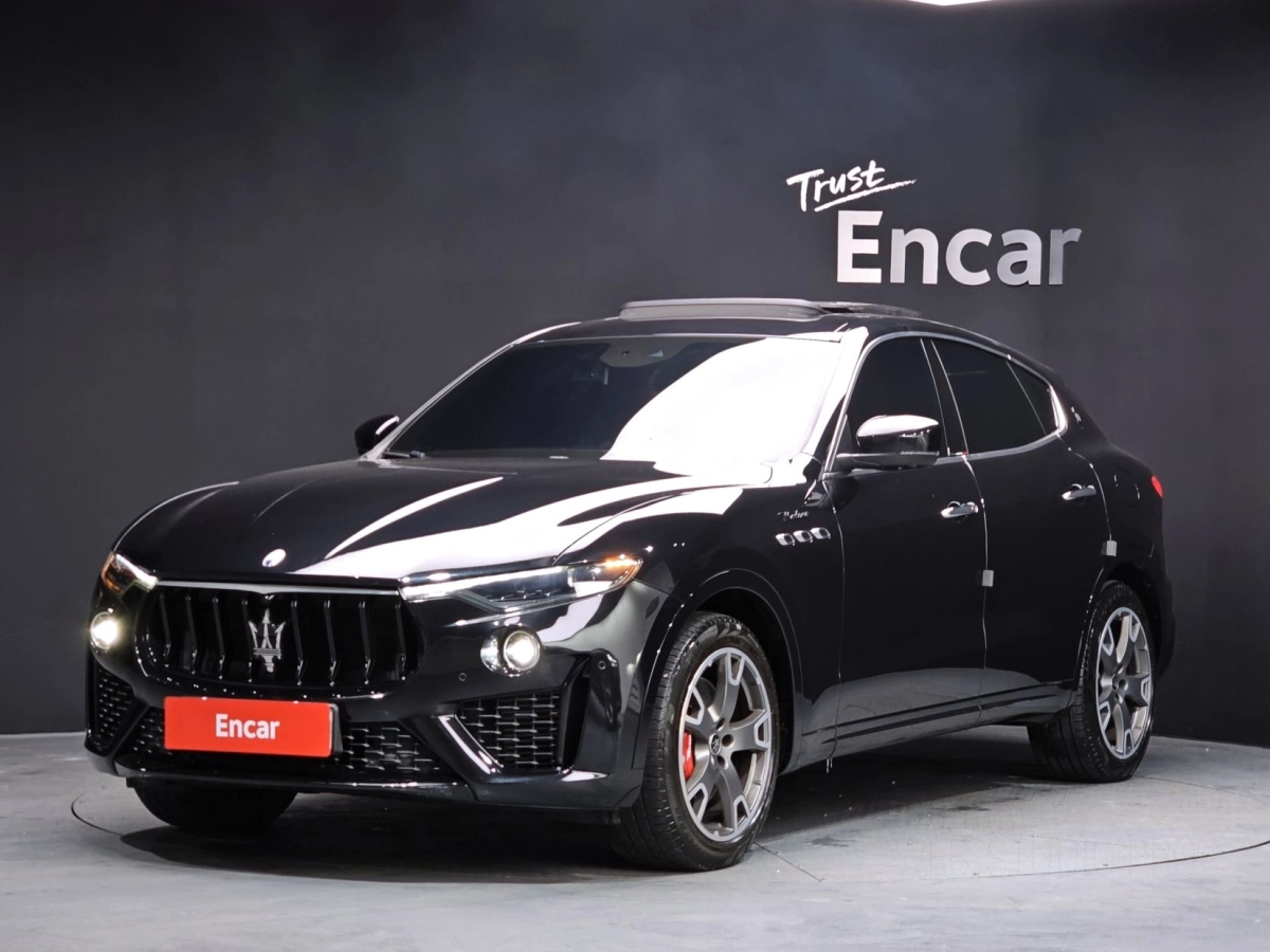 MASERATI LEVANTE  2022