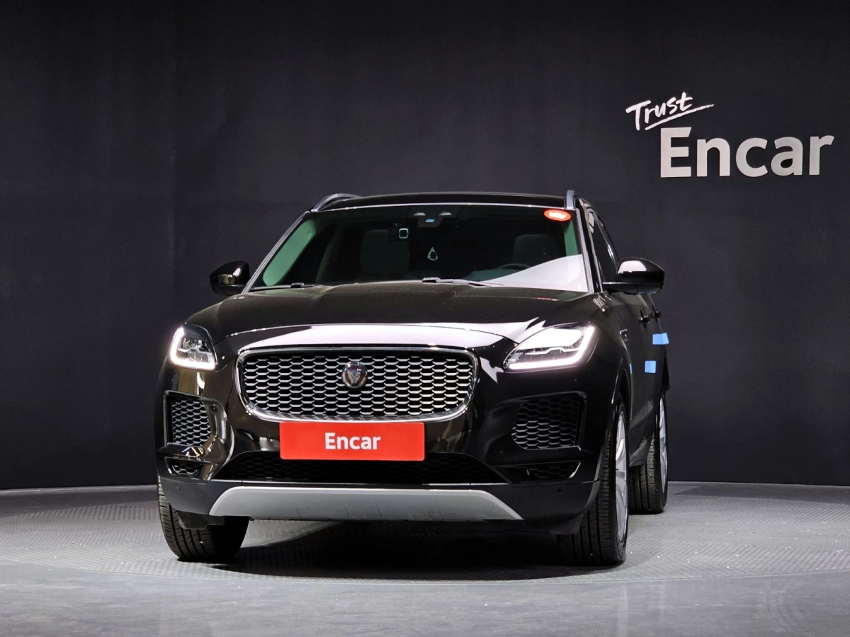 JAGUAR E-PACE