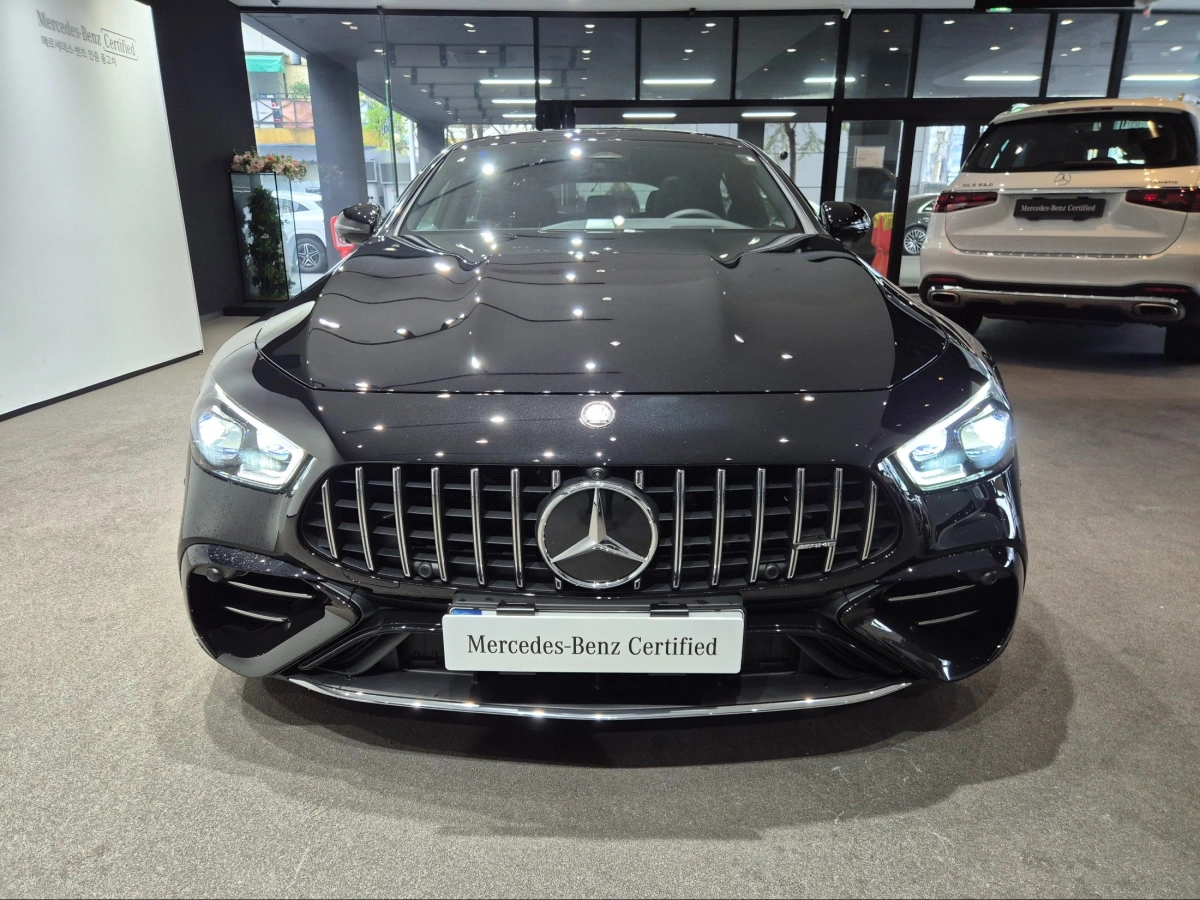 MERCEDES BENZ AMG GT