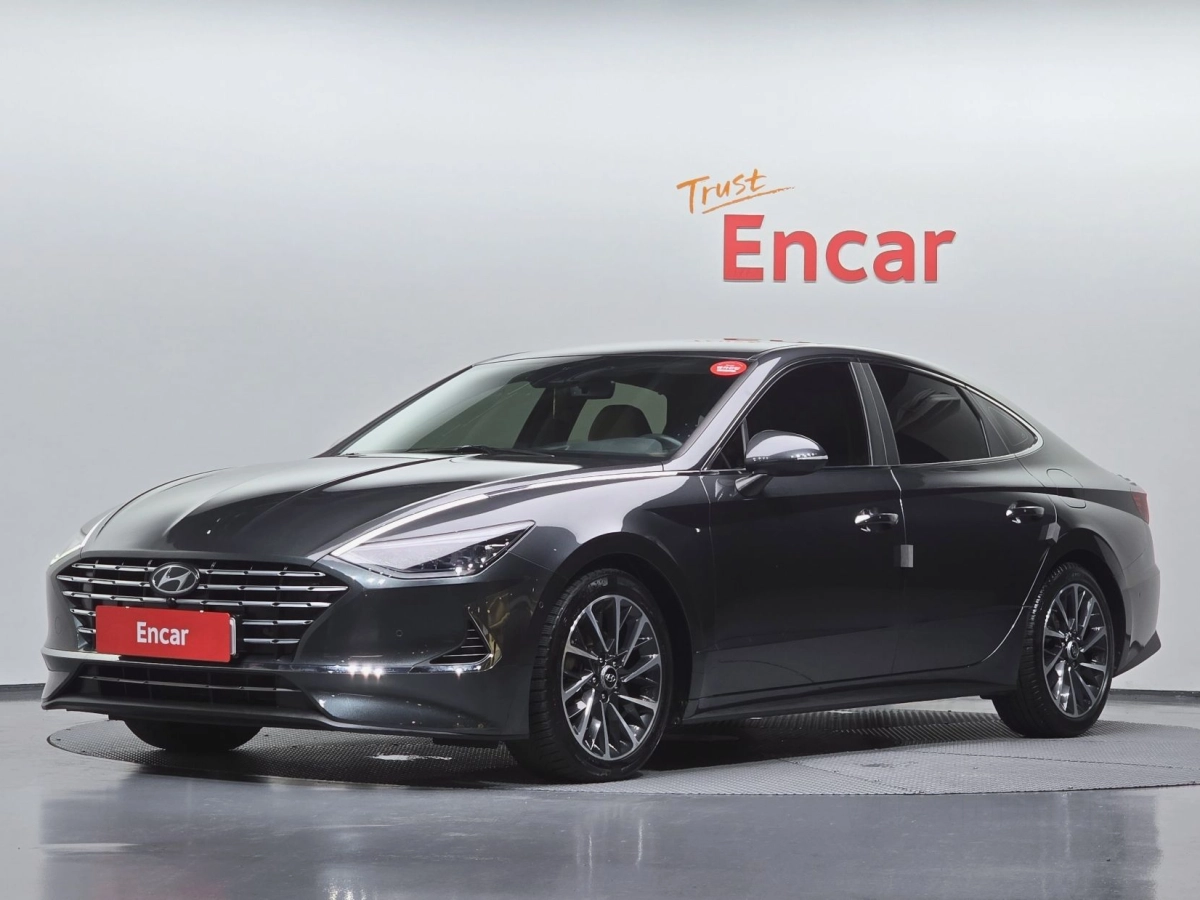 HYUNDAI SONATA HYBRID DN8