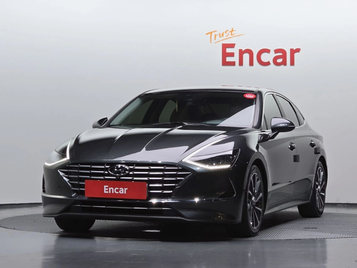 HYUNDAI SONATA HYBRID DN8