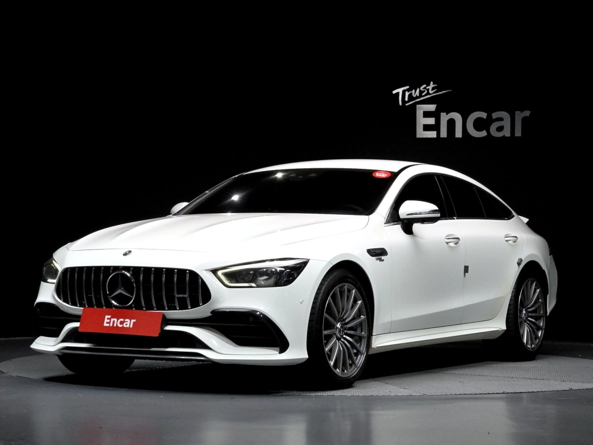 MERCEDES BENZ AMG GT