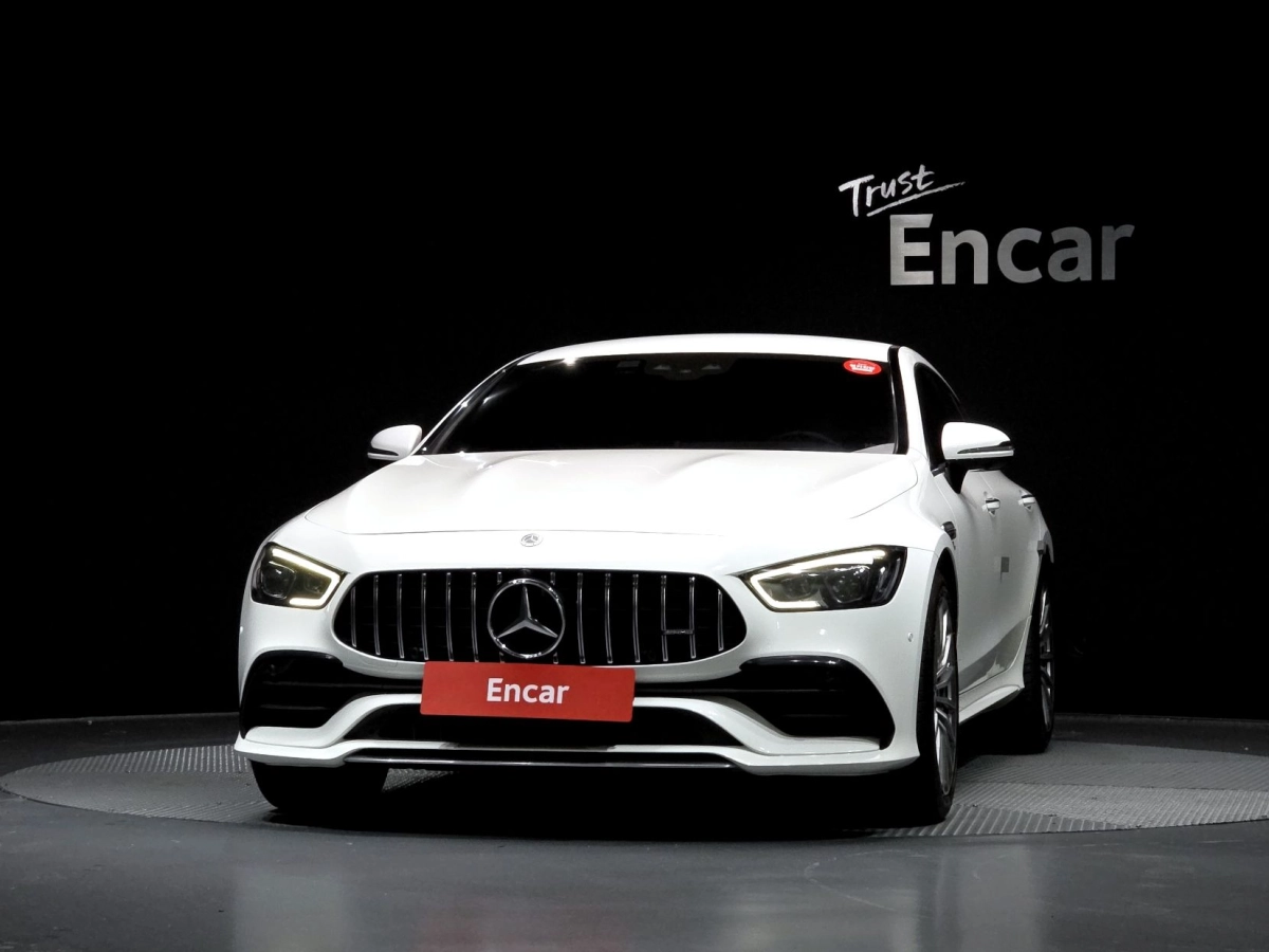 MERCEDES BENZ AMG GT