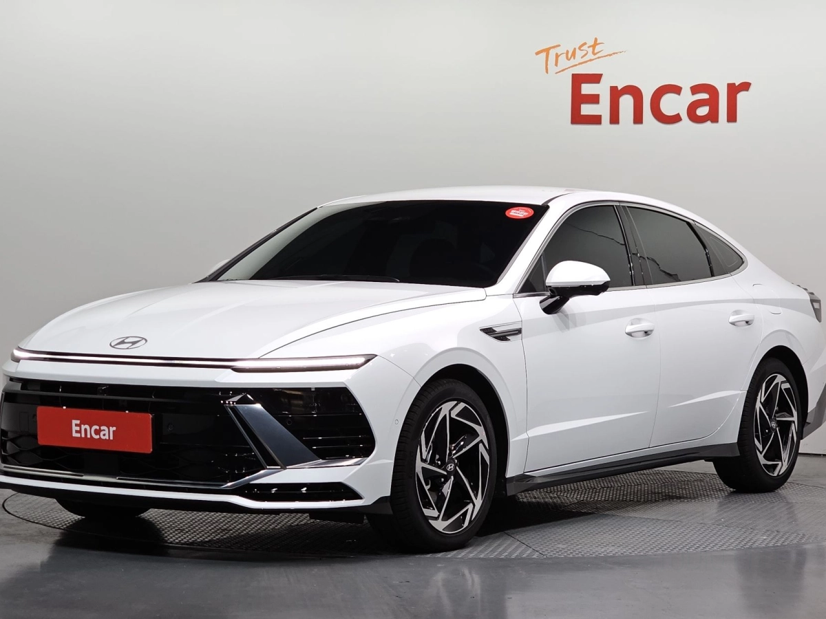 HYUNDAI SONATA DN8 HYBRID
