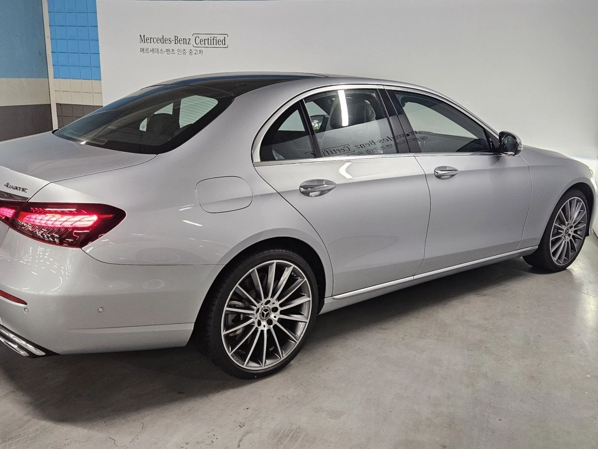 MERCEDES BENZ E-CLASS W213