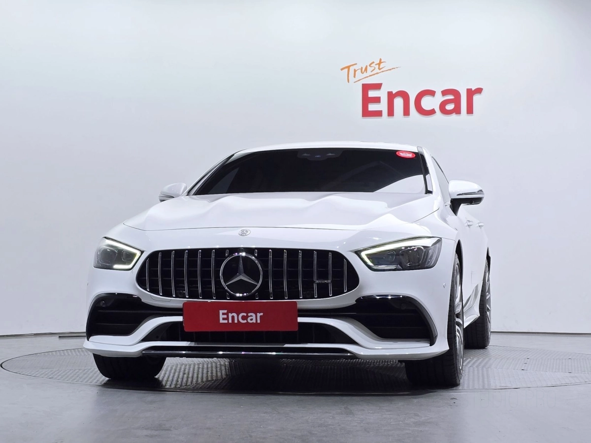 MERCEDES BENZ AMG GT