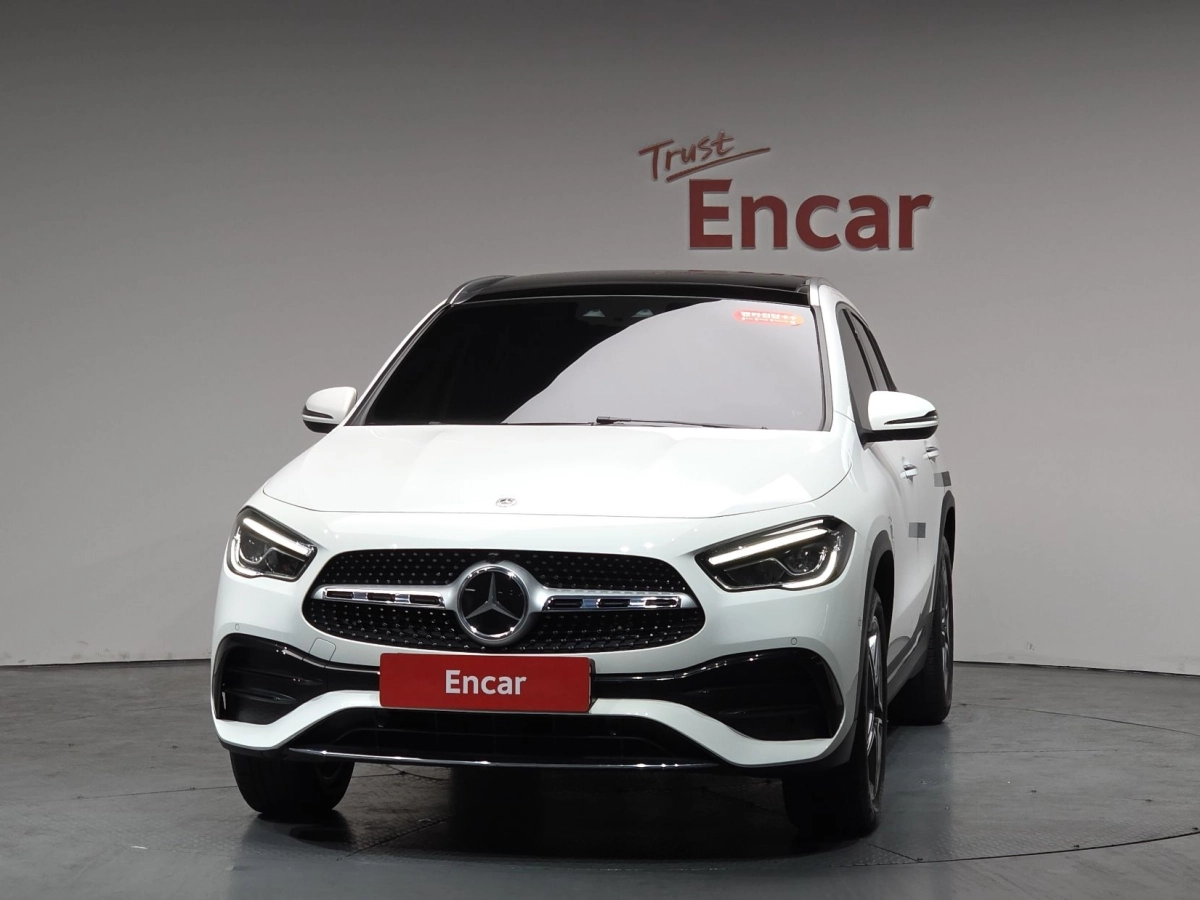 MERCEDES BENZ GLA-CLASS H247