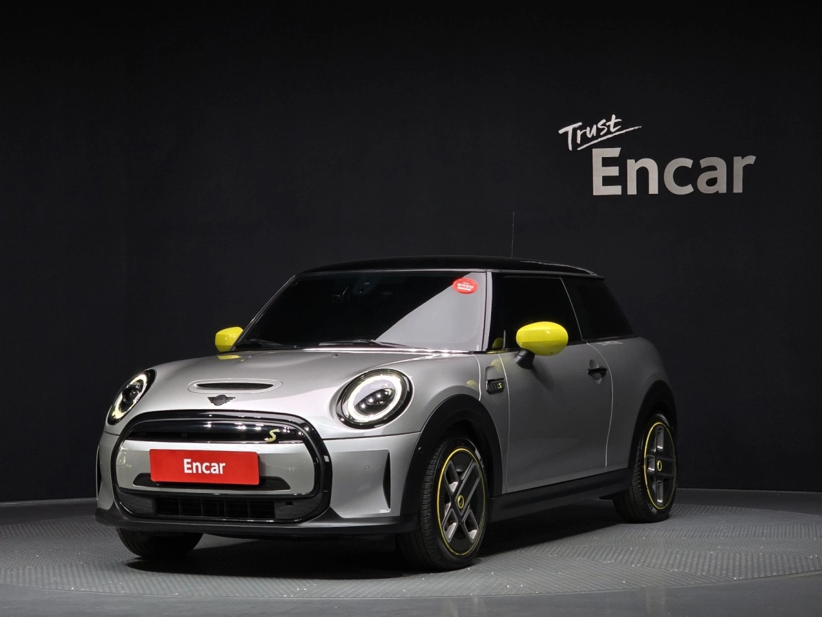 MINI COOPER ELECTRIC  2023