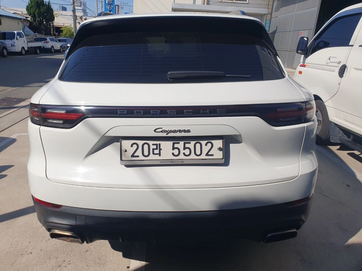 PORSCHE CAYENNE PO536