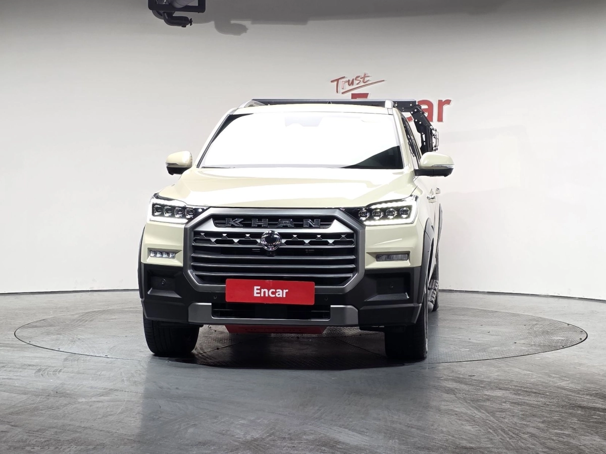 SSANGYONG REXTON SPORTS CAR