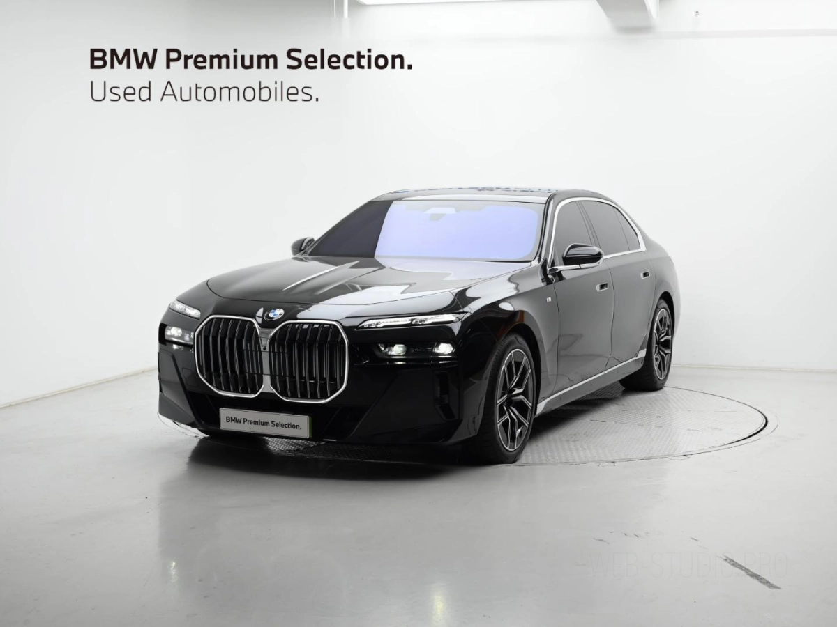 BMW 7-SERIES G70