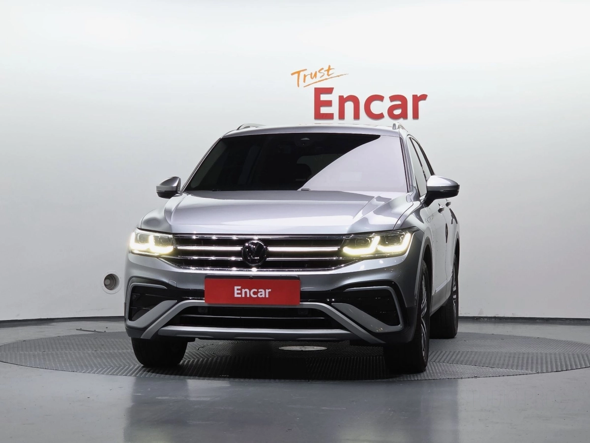 VOLKSWAGEN TIGUAN ALLSPACE