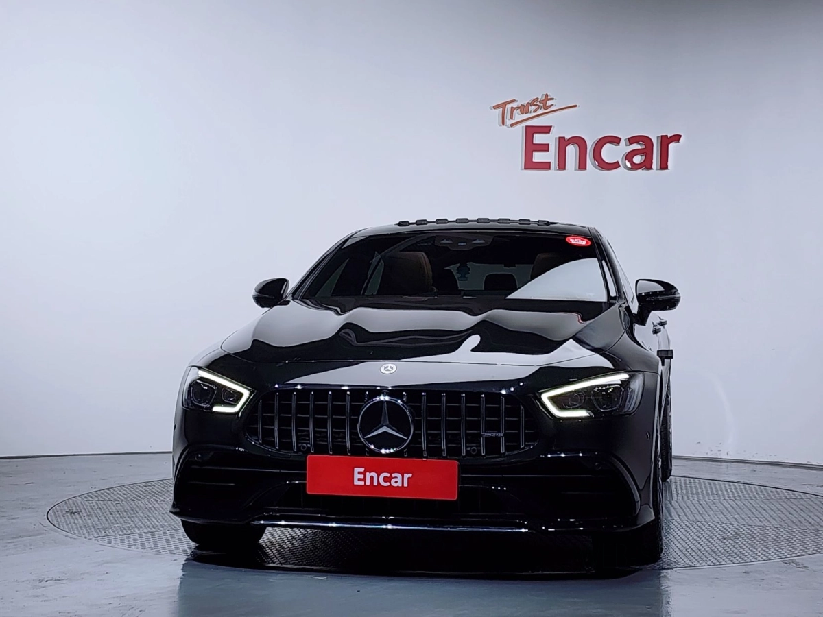 MERCEDES BENZ AMG GT