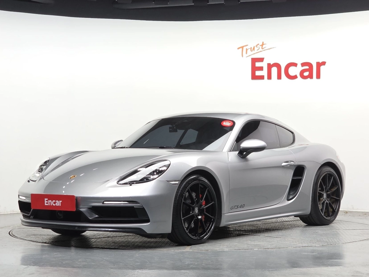 PORSCHE 718 CAYMAN  2021