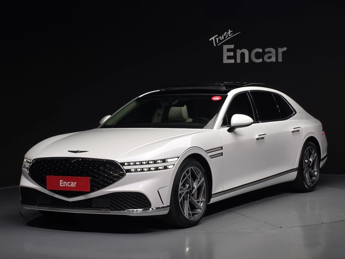 GENESIS G90 RS4  2022