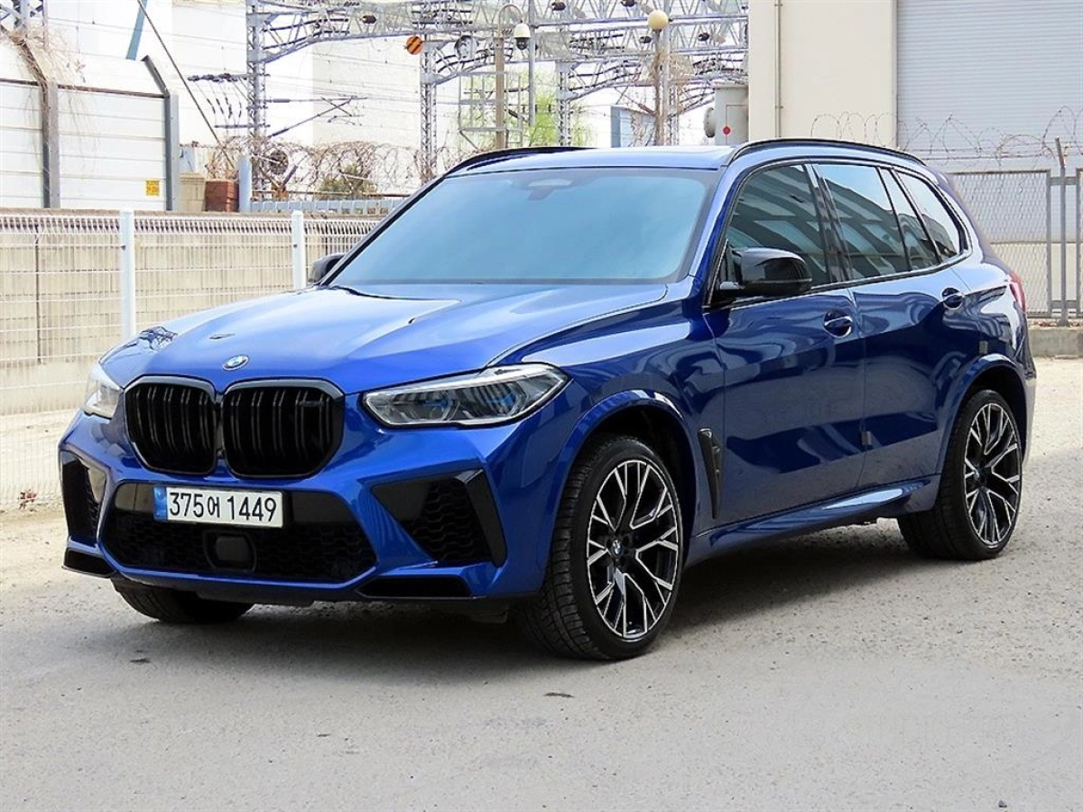 BMW X5M G05  2021