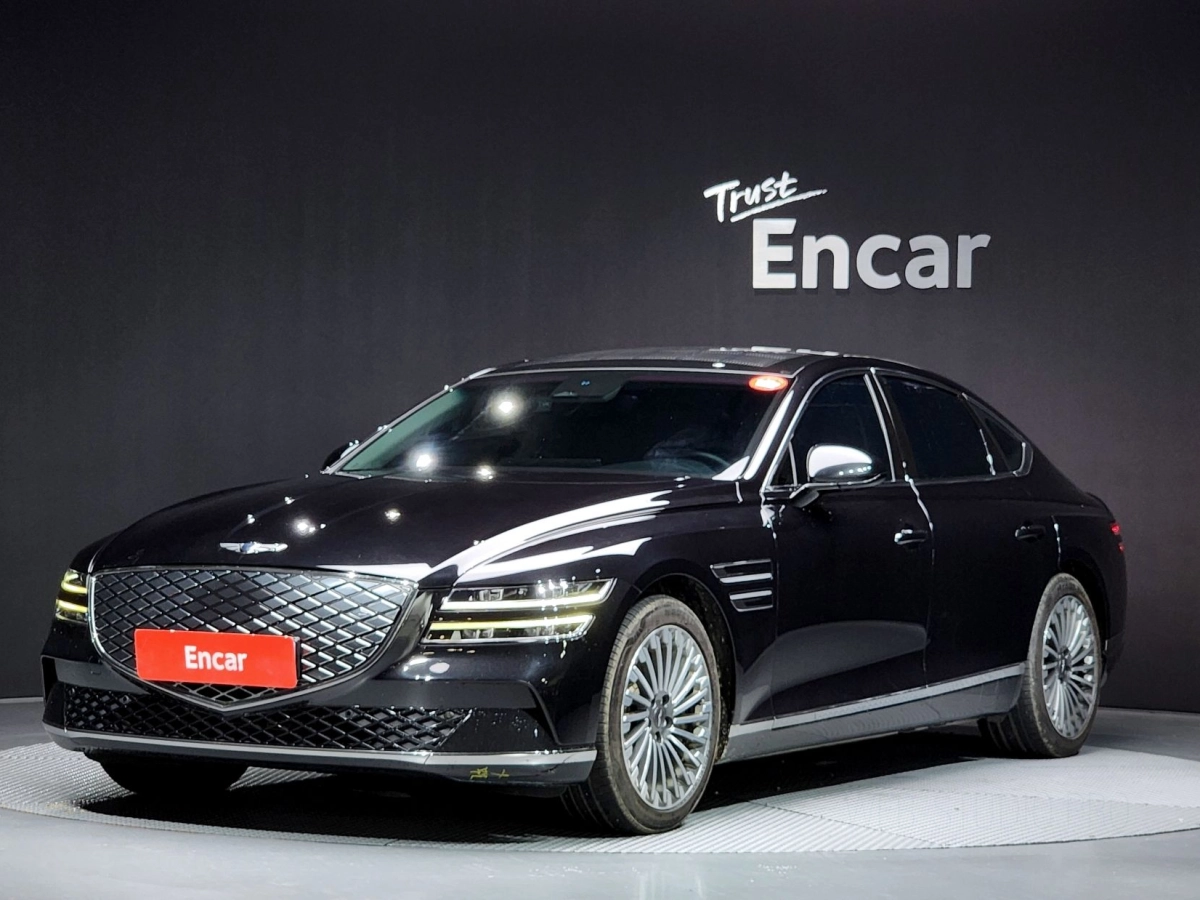 GENESIS ELECTRIC G80 RG3  2022