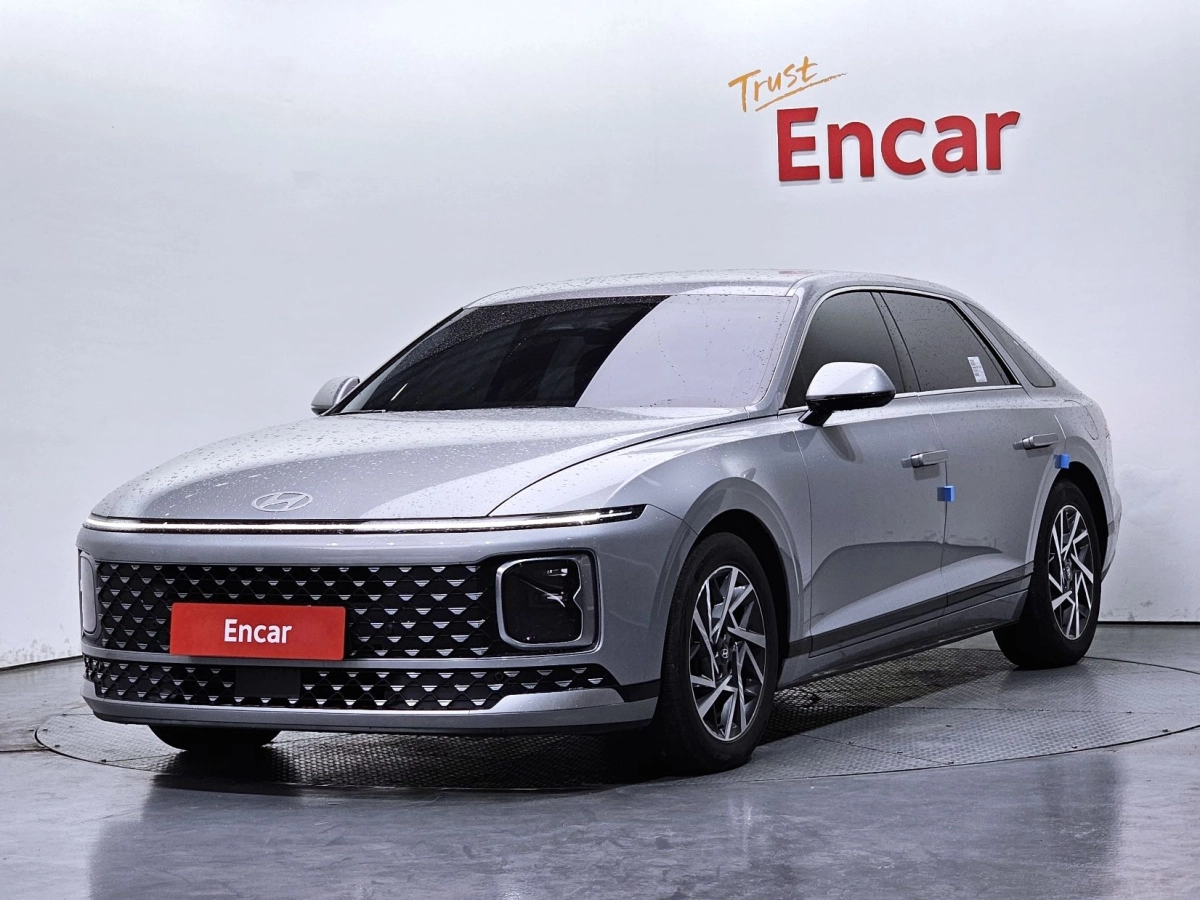 HYUNDAI GRANDEUR GN7  2025