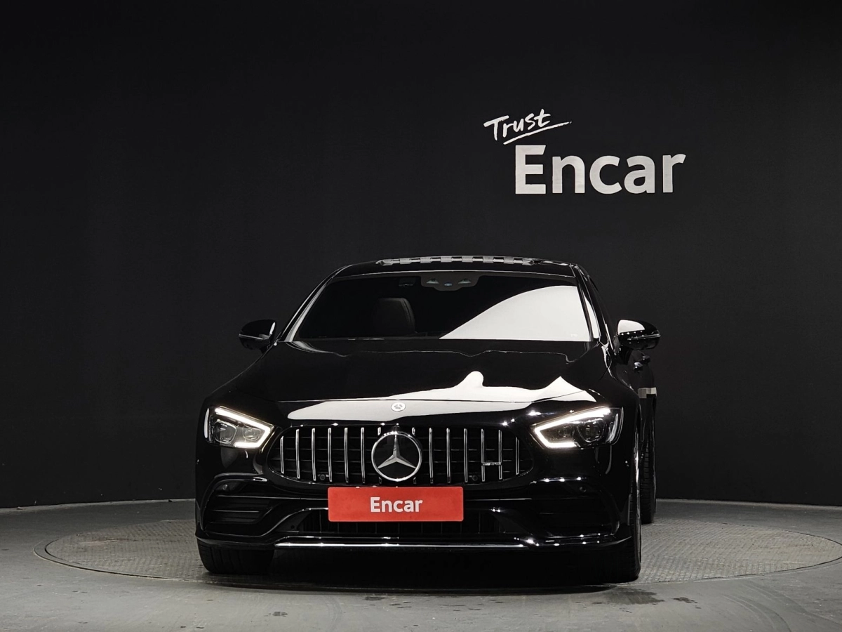 MERCEDES BENZ AMG GT