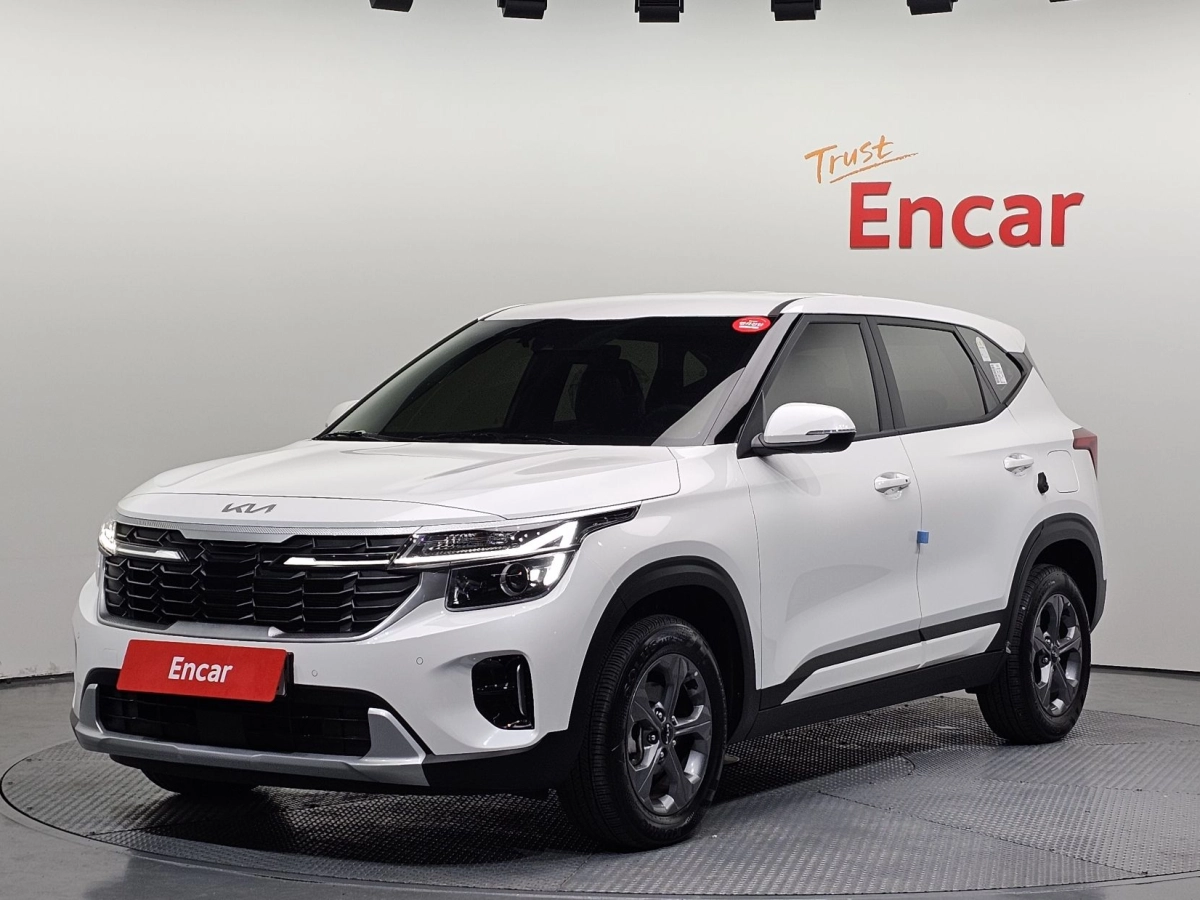 KIA SELTOS  2025