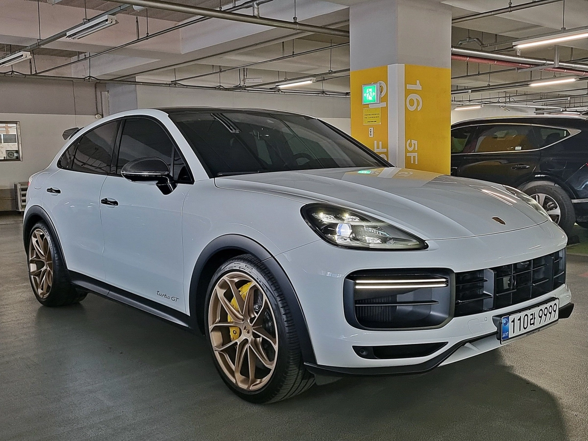 PORSCHE CAYENNE PO536