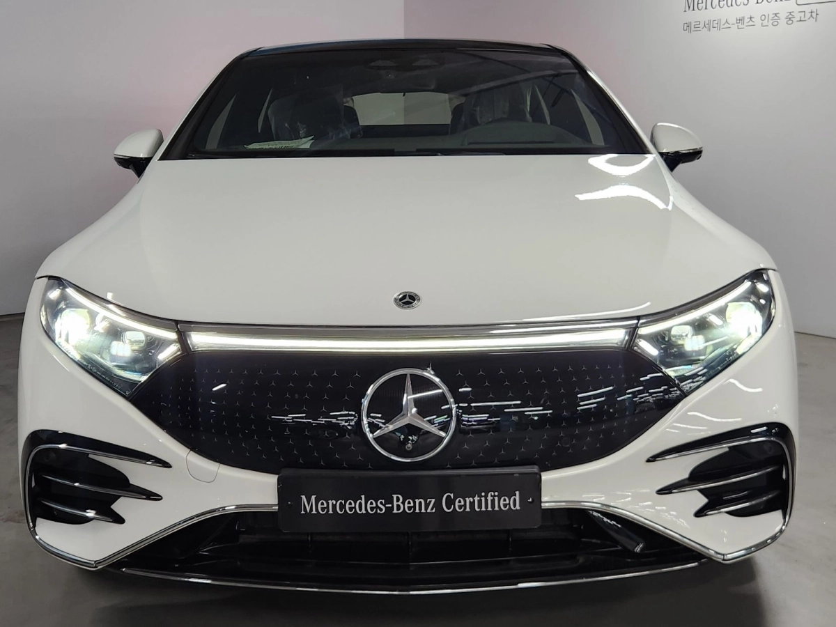 MERCEDES BENZ EQS V297