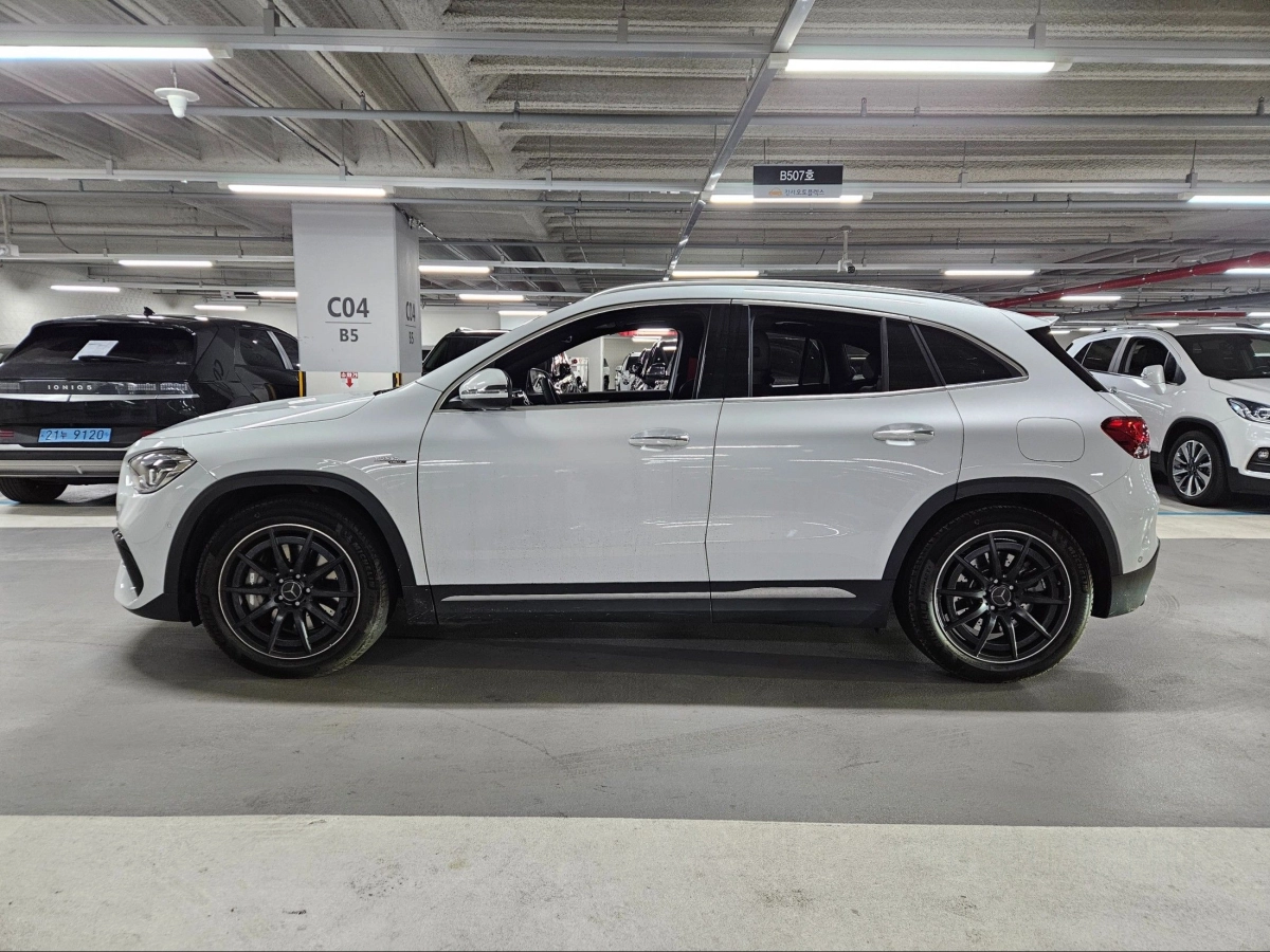 MERCEDES BENZ GLA-CLASS H247