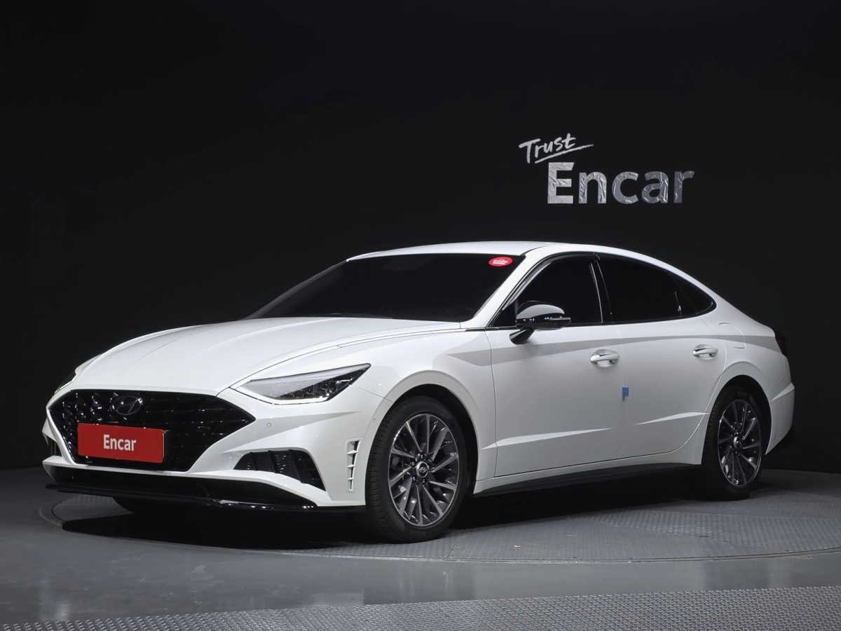 HYUNDAI SONATA DN8  2023